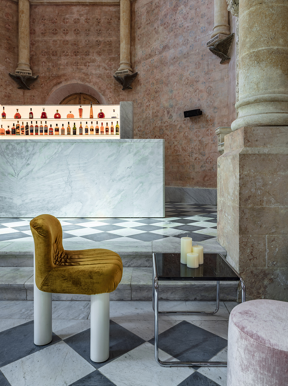 HERITAGE LUX - The Chapel at the Jaffa Hotel by John Pawson, Photography by Amit Geron