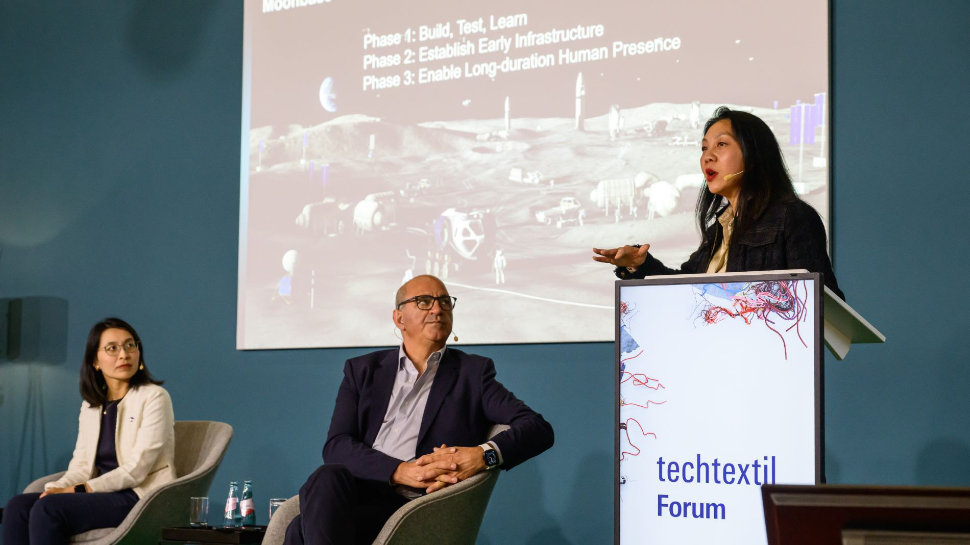 Jane Gensler and Wendy Gao during their presentation at Techtextil 2026