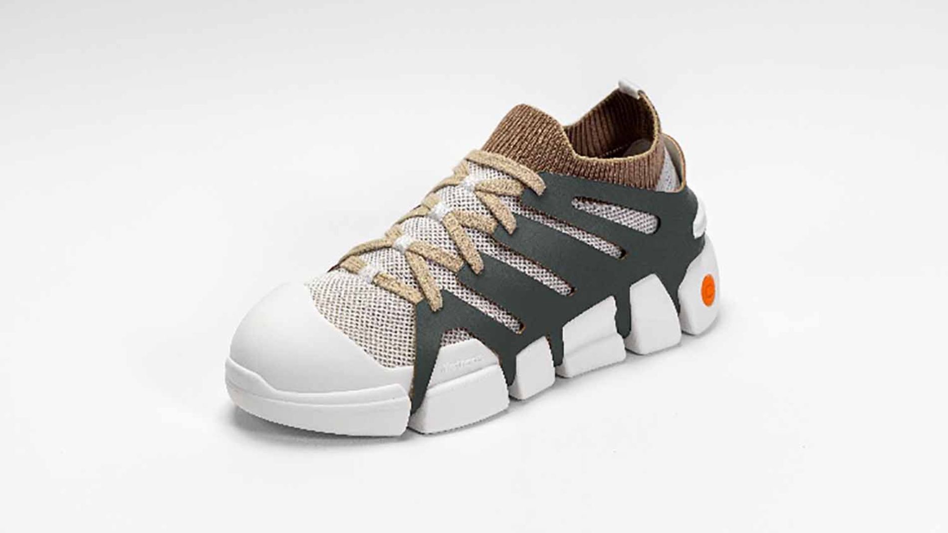 Sustainable trainer with modular sole