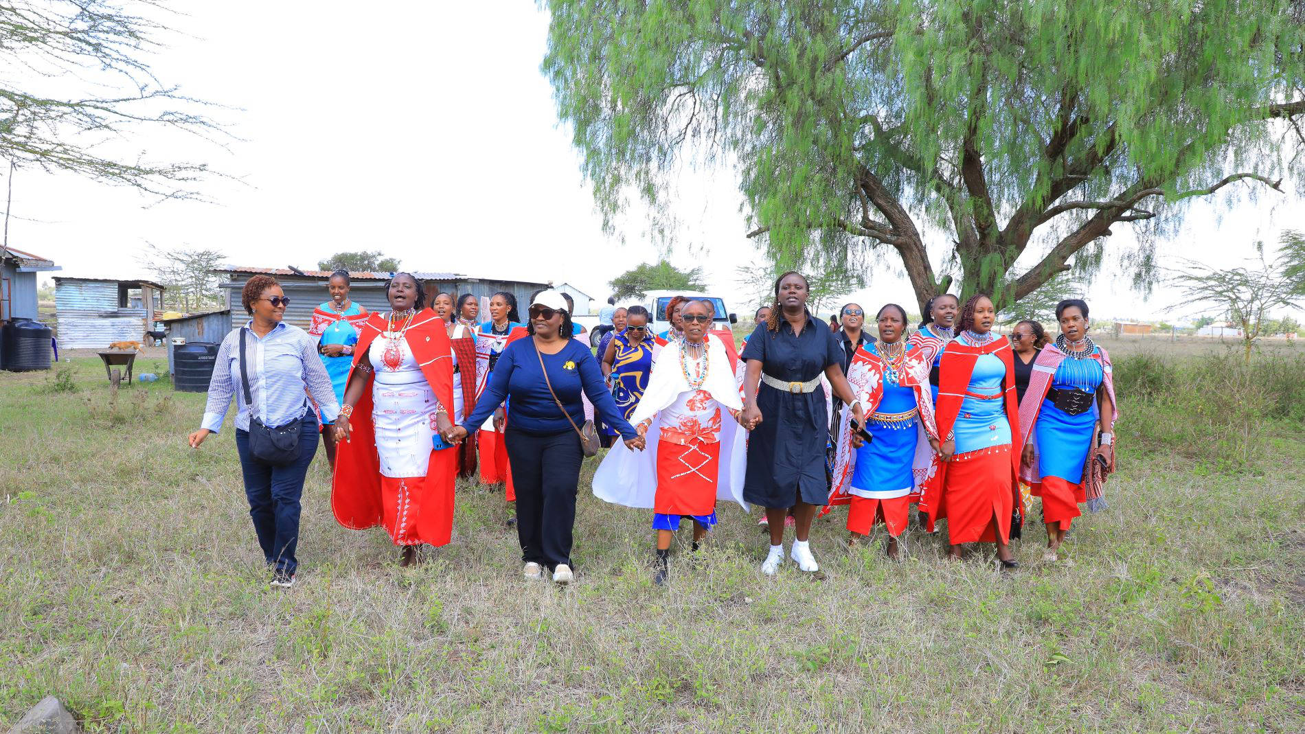 Kenyan women together in traditional dress