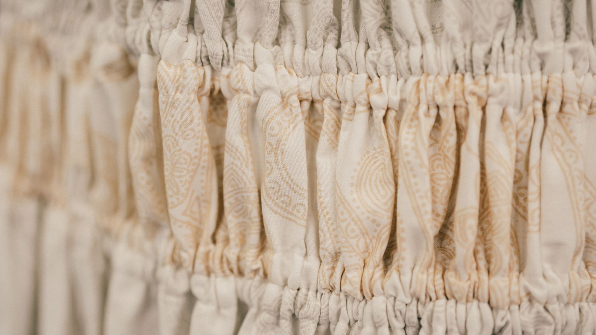 Gathered textile design made from natural fabric